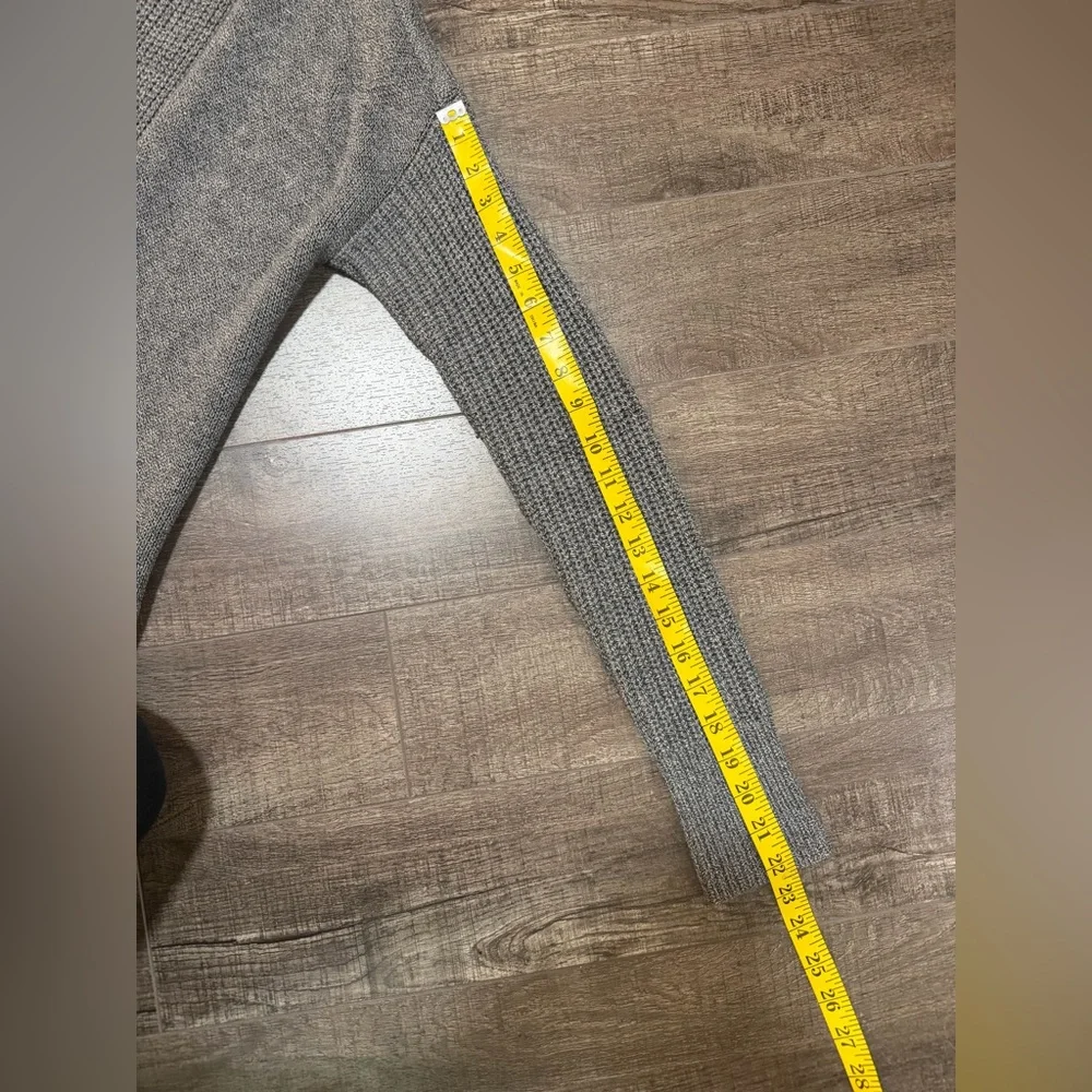 Banana Republic Wolf Cardigan - size XS - Picture 5 of 8